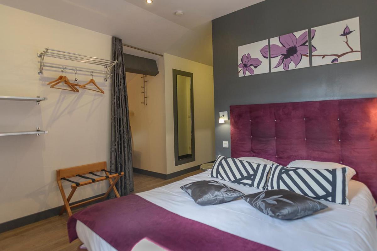 Logis Hotel Restaurant Le Castel Fleuri Saint-Jean-en-Royans Eksteriør bilde