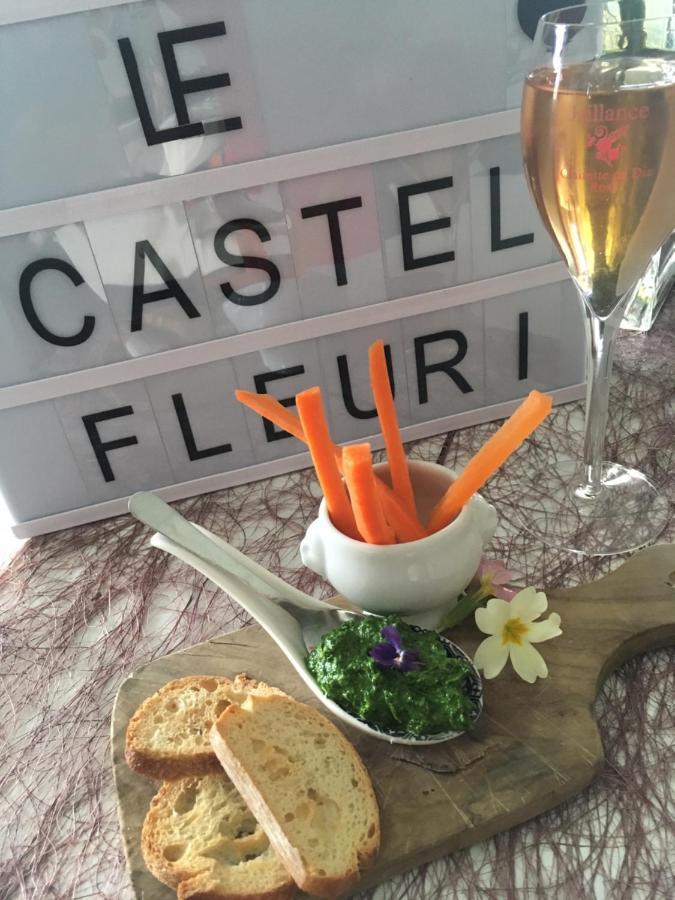 Logis Hotel Restaurant Le Castel Fleuri Saint-Jean-en-Royans Eksteriør bilde